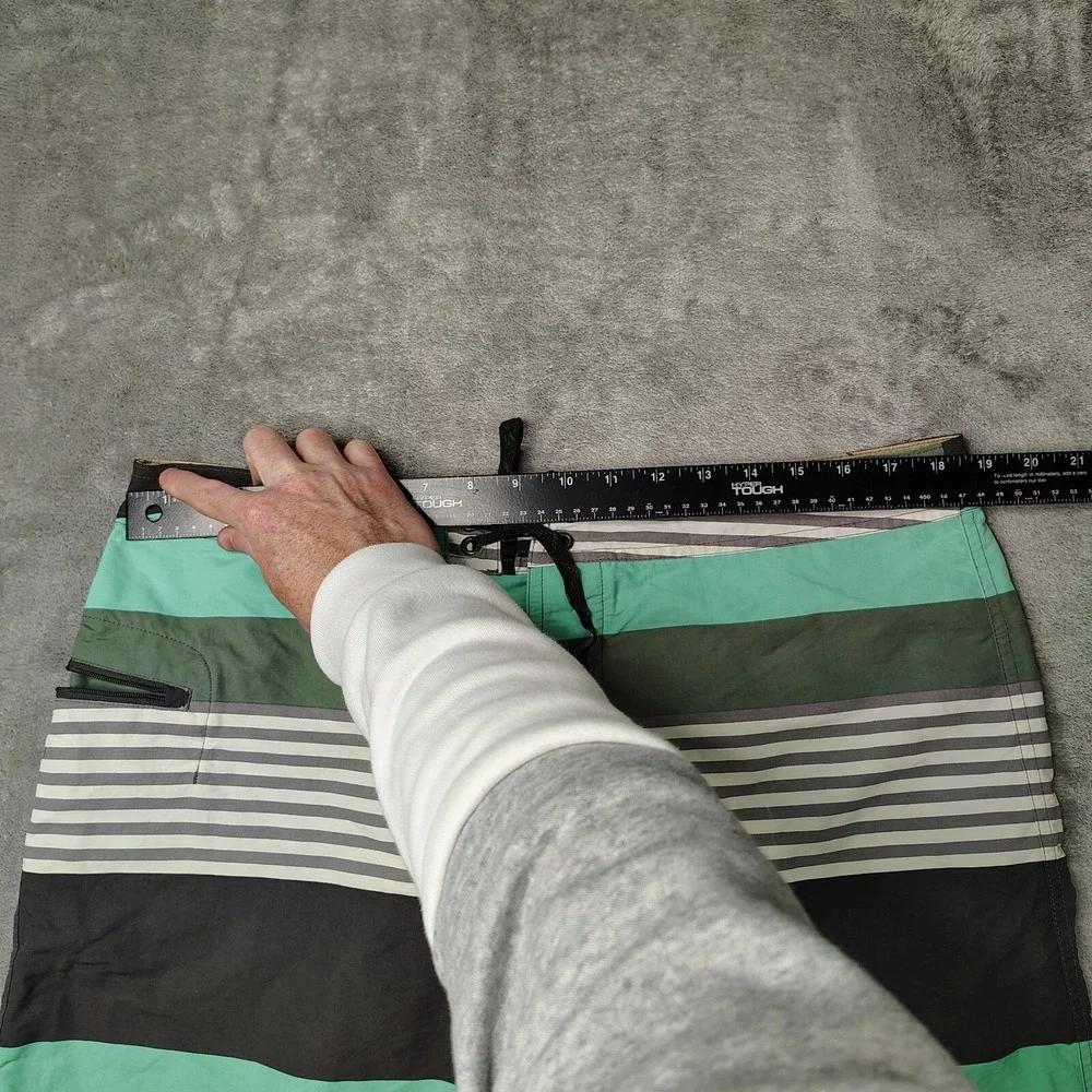 Patagonia Wavefarer Board Shorts Mens 38 Green Striped‎ Quick Dry Swim Trunks